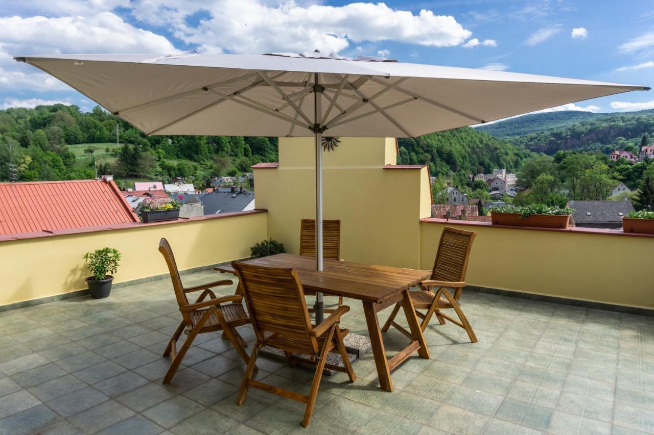 Penzion Růže Benesov nad Ploucnici Exteriér fotografie